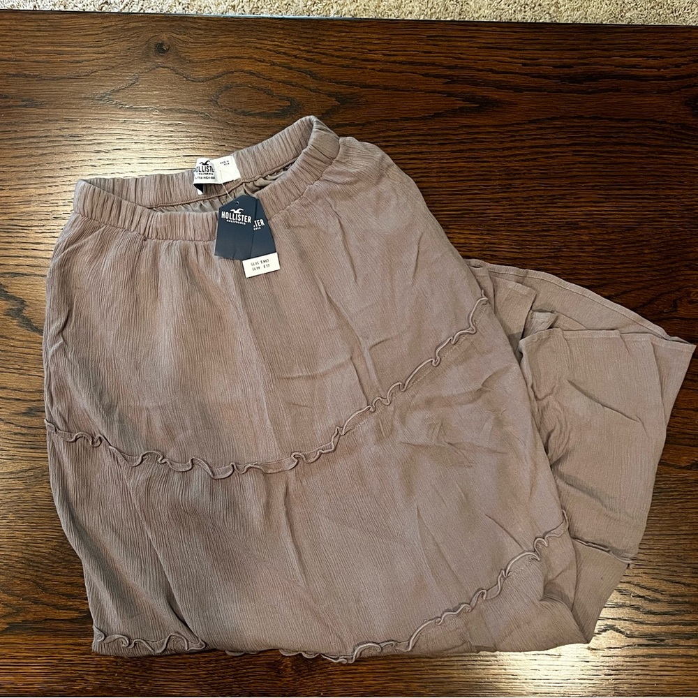 Hollister Taupe Ultra High-Rise Skirt